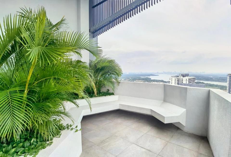 1519 Almas Suites Seaview Sunrise Netflix By Stay Nusajaya  Buitenkant foto